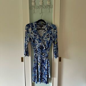 Elegant Blue Floral Wrap Dress